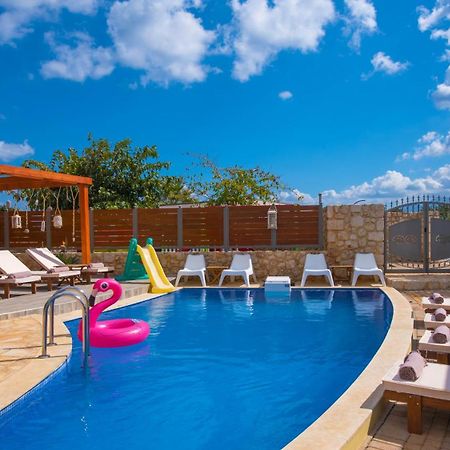 Sunshine Villa With Private Pool By Estia แอร์ซอนิสซอส ภายนอก รูปภาพ